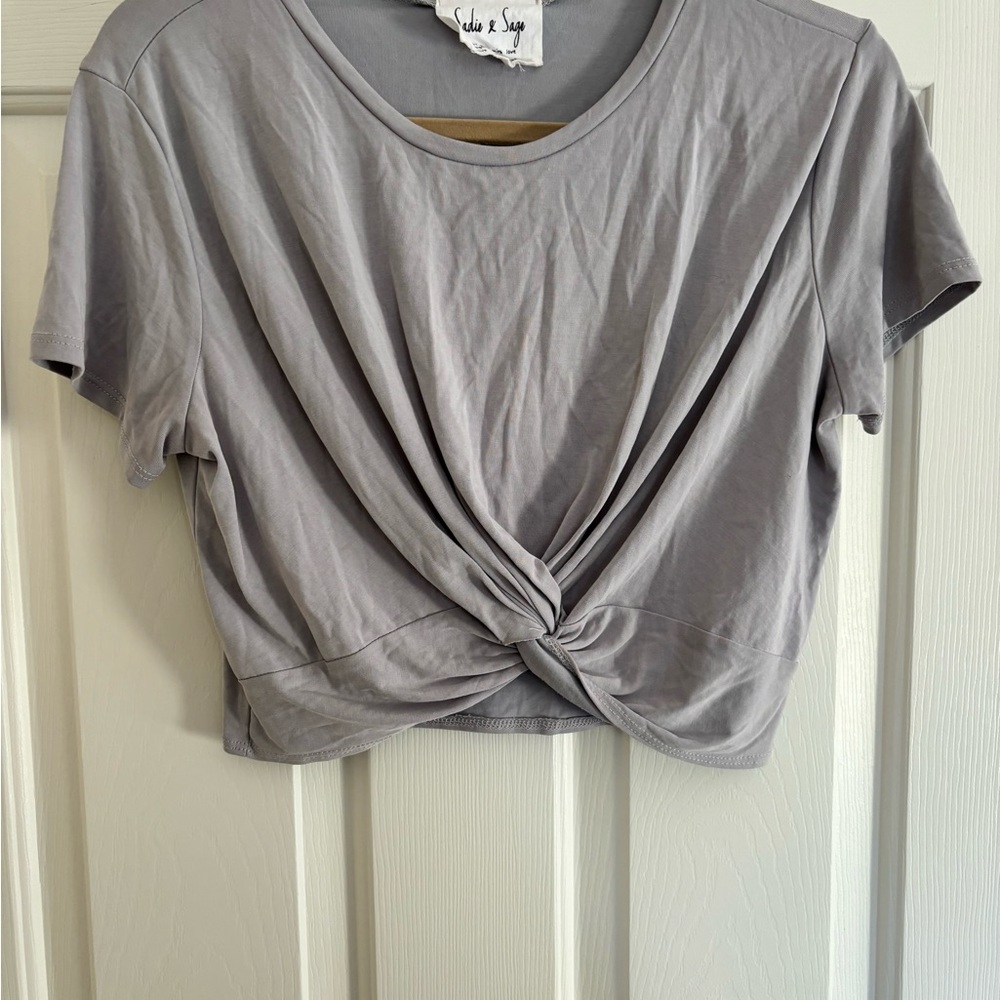 Sadie & Sage Light Gray Twist Crop Top
